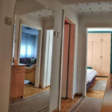 Jovanova St Apartment-lovely Two Bedroom Strict Center Apartament Belgrad